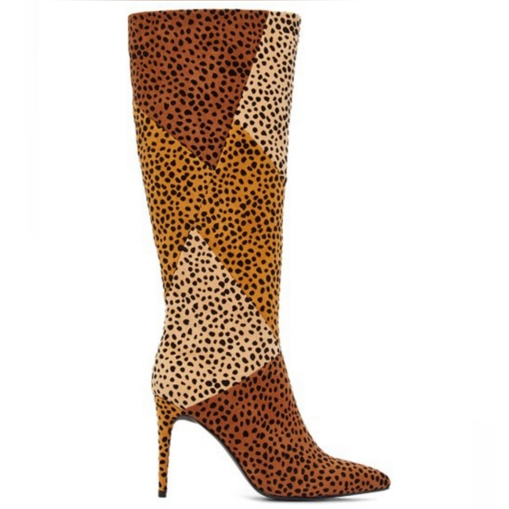 🥳2/$30 Brown Cheetah Steal My Heart Boot